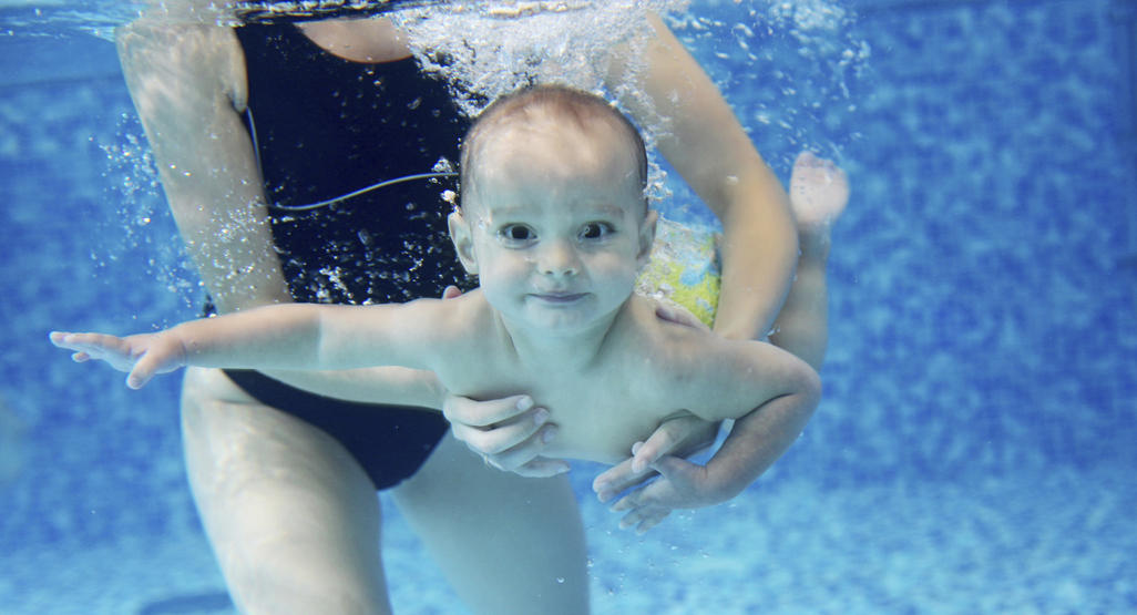 7 trin til at blive klar til babysvømning